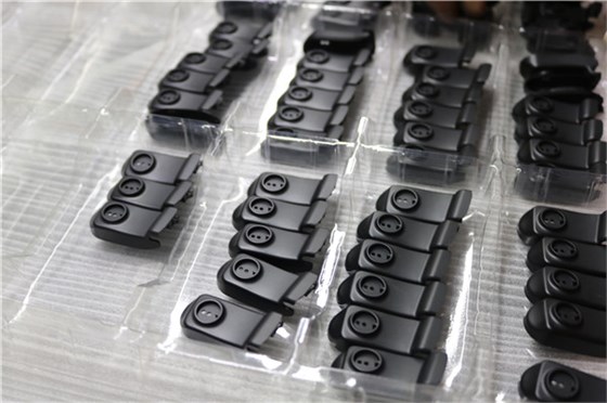 博騰納塑膠模具廠——12道質檢工序<div   id=