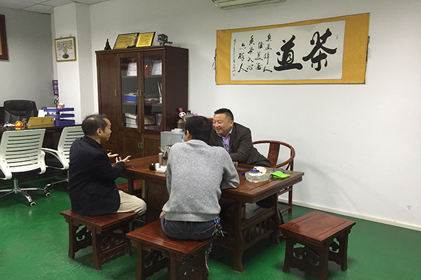 深圳塑膠模具制造廠——全民養(yǎng)生運(yùn)動(dòng)！動(dòng)<div   id=