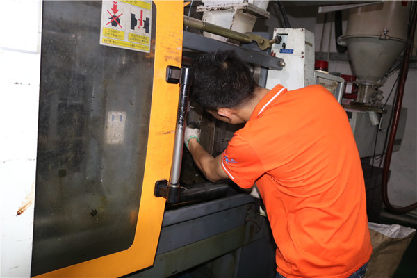 博騰納塑膠模具制造廠(chǎng)：博騰納是更對(duì)中高端企業(yè)的定制私模首選合作伙伴