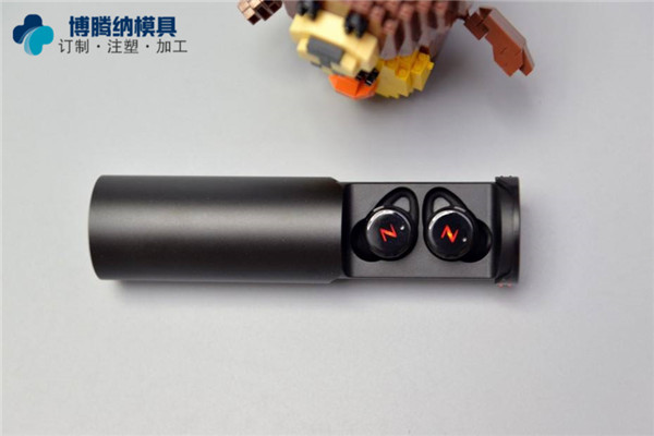 博騰納塑膠模具加工廠：堅持以質(zhì)取勝<div   id=